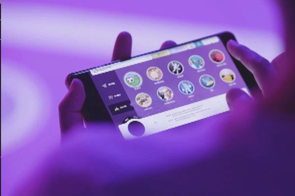 DIDIM smart playground game and level selection by tablet
