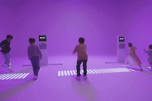 Kids group playing DIDIM smart digital playground